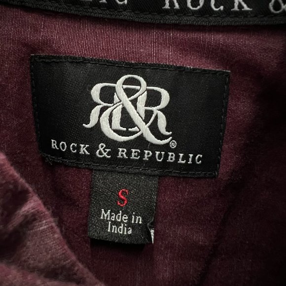Rock & Republic Men's Small Button Shirt Short Sleeve Maroon Front Pocket Zip - Picture 2 of 9
